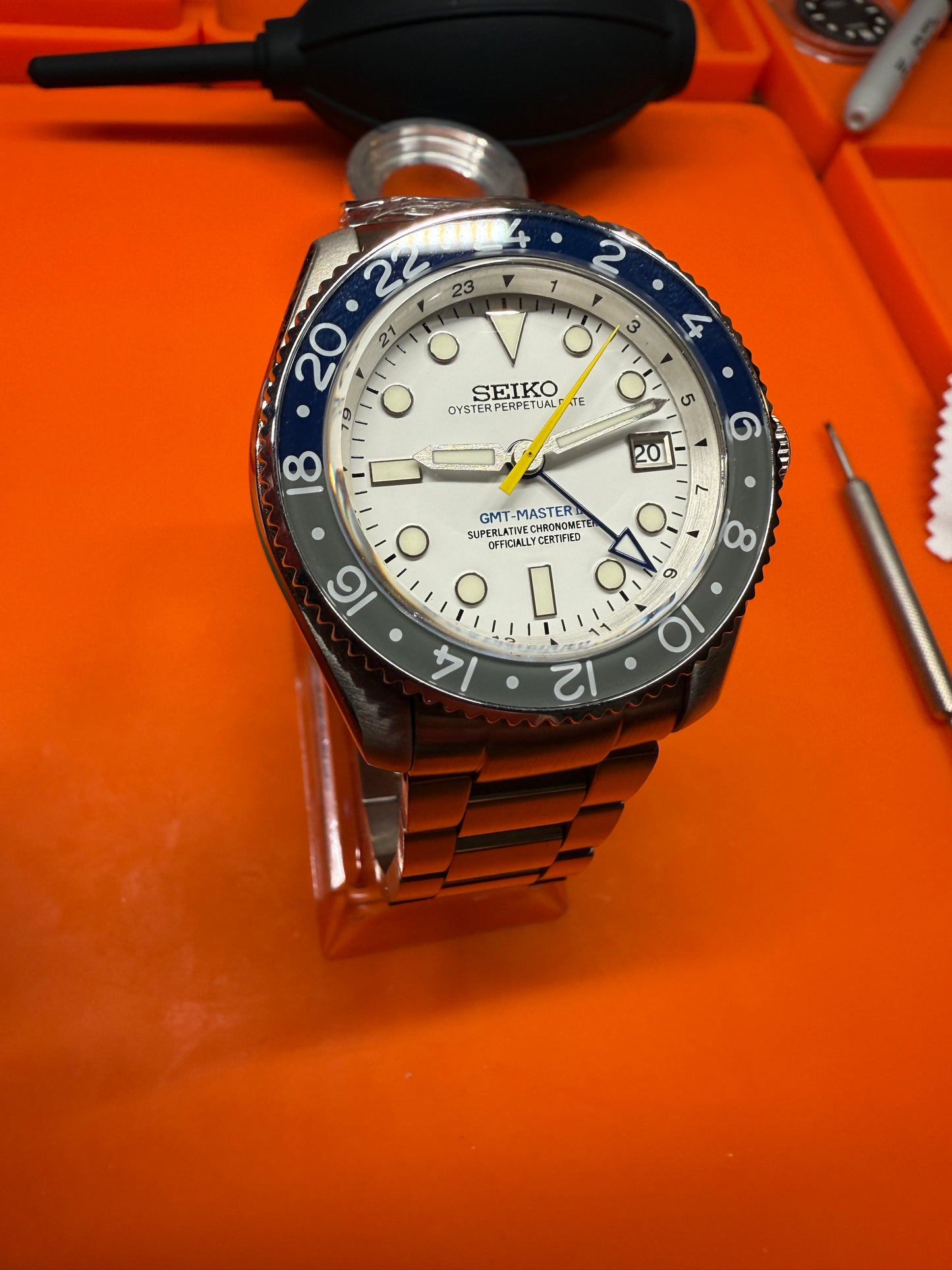 3 o'clock SKX Style 42mm NH34 Prototype Build GMT.